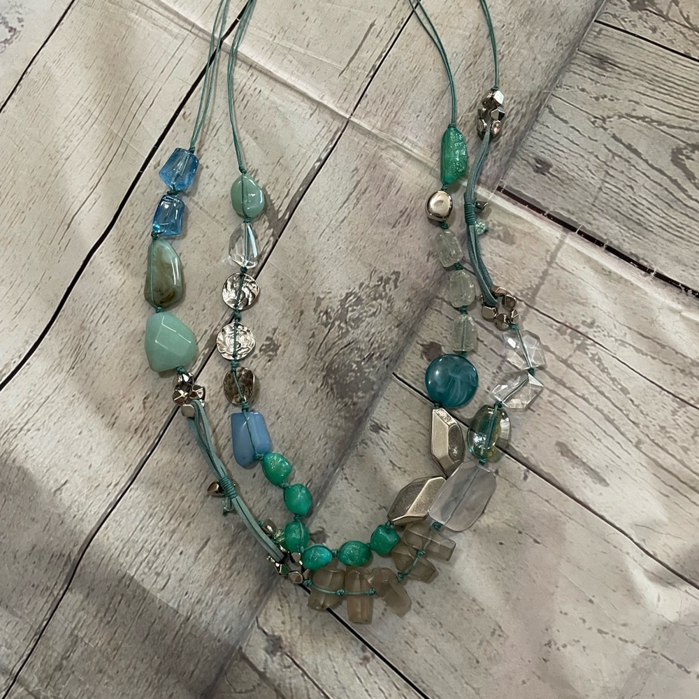 Tricker Multi colored stones 2 Tier longer necklace Awesome condition